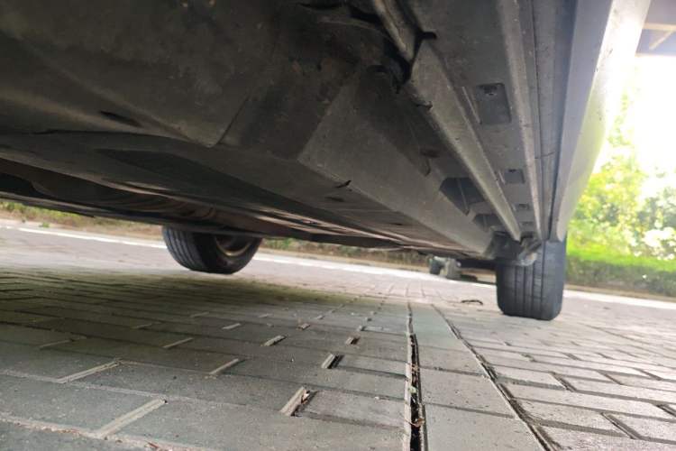 Used Audi Q5 2012 2.0TFSI Technology Model Chassis Front Left