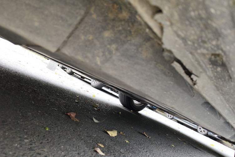 Used Audi Q5 2012 2.0TFSI Technology Model Chassis Front Left
