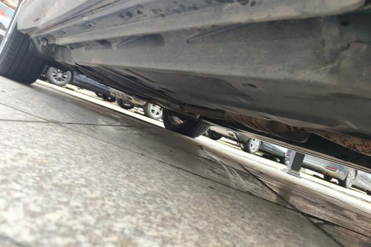 Used Audi Q5 2012 2.0TFSI Technology Model Chassis Front Right
