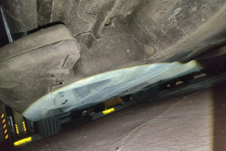 Used Audi Q5 2012 2.0TFSI hybrid Chassis Front Right