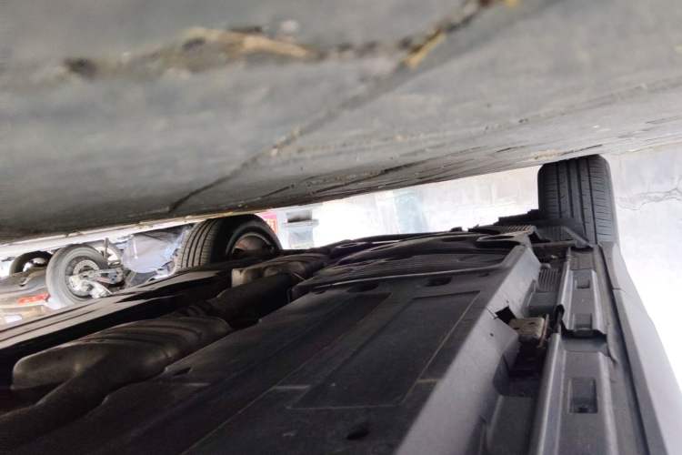 Used Audi Q5 2012 2.0TFSI Technology Model Chassis Front Right