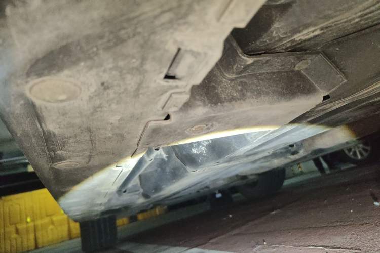 Used Audi Q5 2012 2.0TFSI hybrid Chassis Rear Left