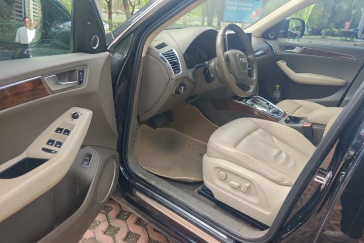 Used Audi Q5 2012 2.0TFSI Comfort Version Driver Seat