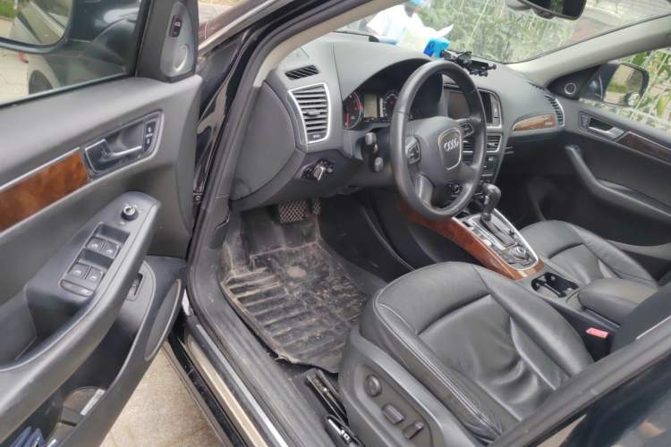 Used Audi Q5 2012 2.0TFSI Comfort Version Driver Seat