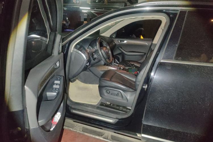 Used Audi Q5 2012 2.0TFSI hybrid Driver Seat