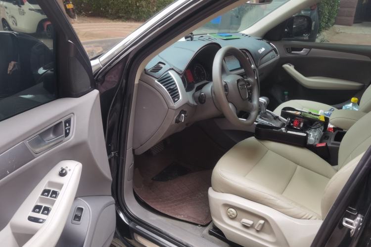 Used Audi Q5 2012 2.0TFSI Trendy Edition Driver Seat