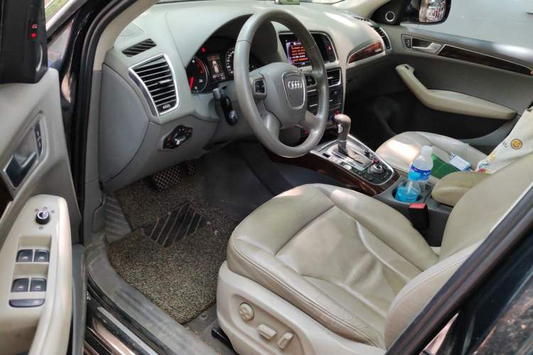 Used Audi Q5 2012 2.0TFSI Comfort Version Driver Seat