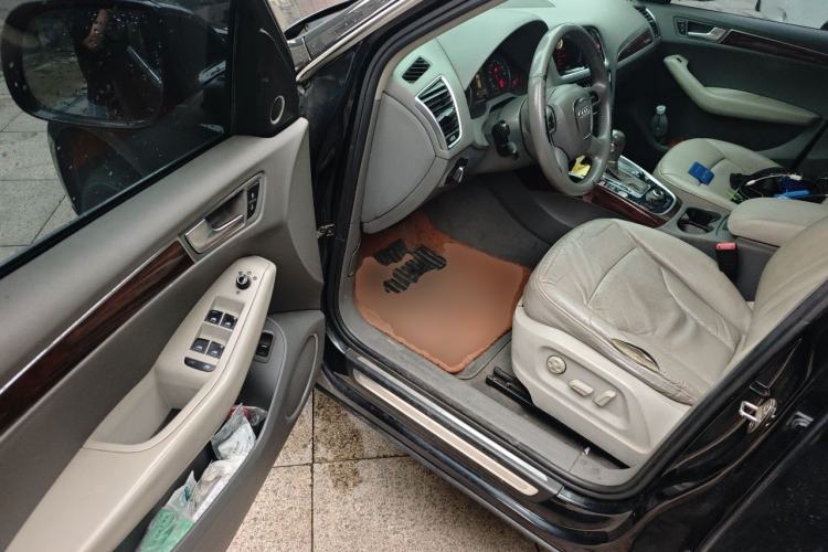 Used Audi Q5 2012 2.0TFSI Comfort Version Driver Seat
