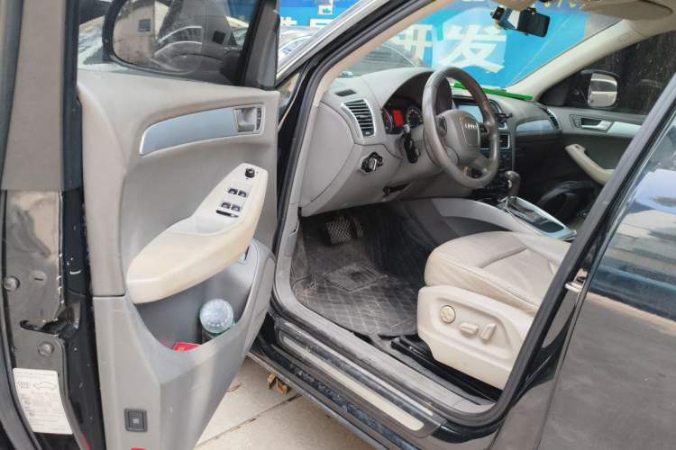 Used Audi Q5 2012 2.0TFSI Technology Model Driver Seat