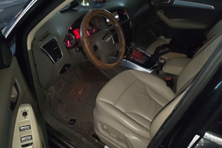 Used Audi Q5 2012 2.0TFSI Technology Model Driver Seat