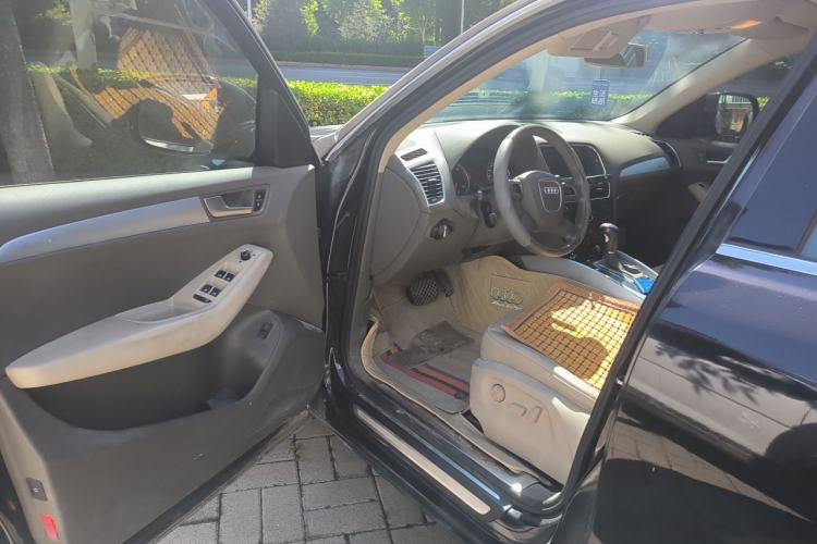 Used Audi Q5 2012 2.0TFSI Technology Model Driver Seat