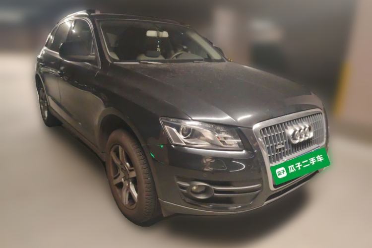 Used Audi Q5 2012 2.0TFSI Technology Model Front Right 45 Deg