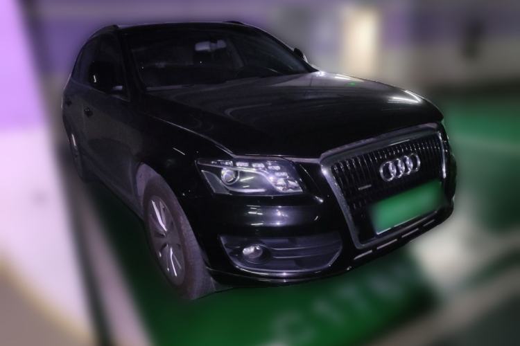 Used Audi Q5 2012 2.0TFSI hybrid Front Right 45 Deg