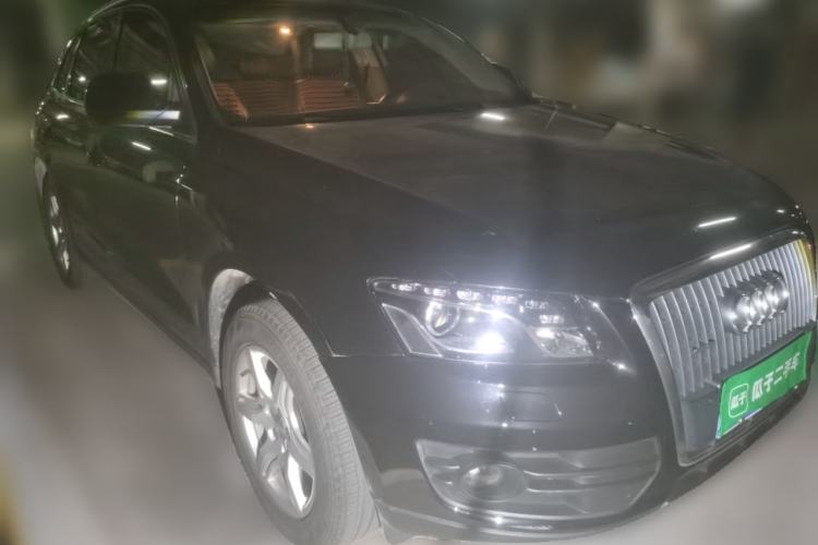 Used Audi Q5 2012 2.0TFSI Technology Model Front Right 45 Deg