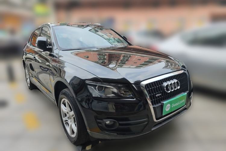 Used Audi Q5 2012 2.0TFSI Technology Model Front Right 45 Deg
