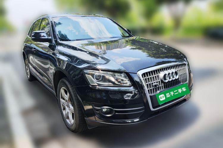 Used Audi Q5 2012 2.0TFSI Technology Model Front Right 45 Deg