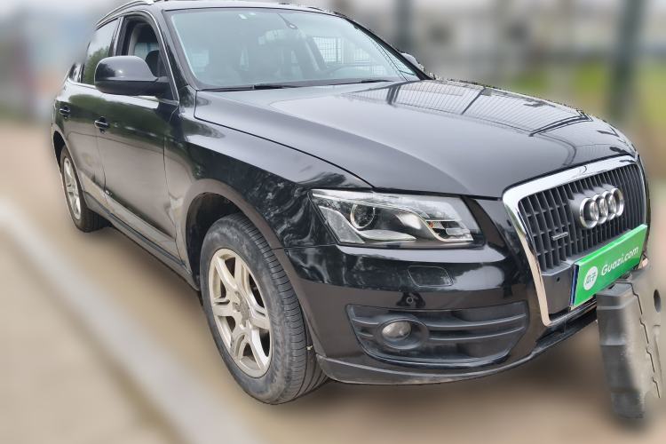 Used Audi Q5 2012 2.0TFSI Technology Model Front Right 45 Deg