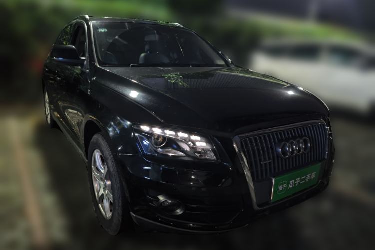 Used Audi Q5 2012 2.0TFSI Technology Model Front Right 45 Deg