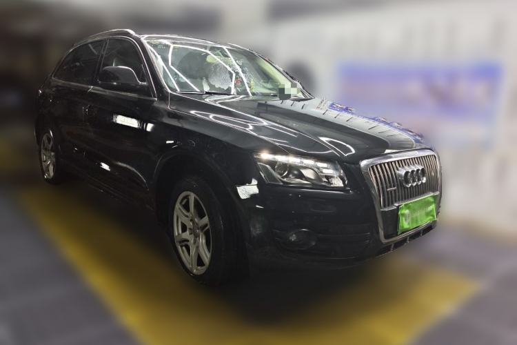 Used Audi Q5 2012 2.0TFSI Technology Model Front Right 45 Deg