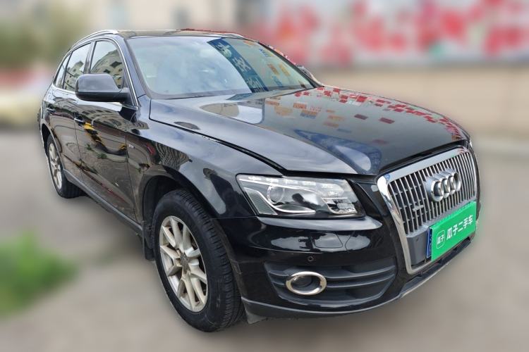 Used Audi Q5 2012 2.0TFSI Trendy Edition Front Right 45 Deg