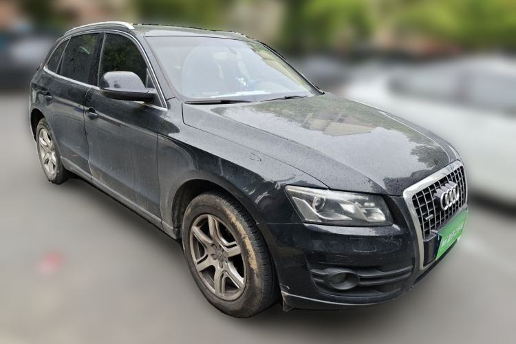 Used Audi Q5 2012 2.0TFSI Technology Model Front Right 45 Deg