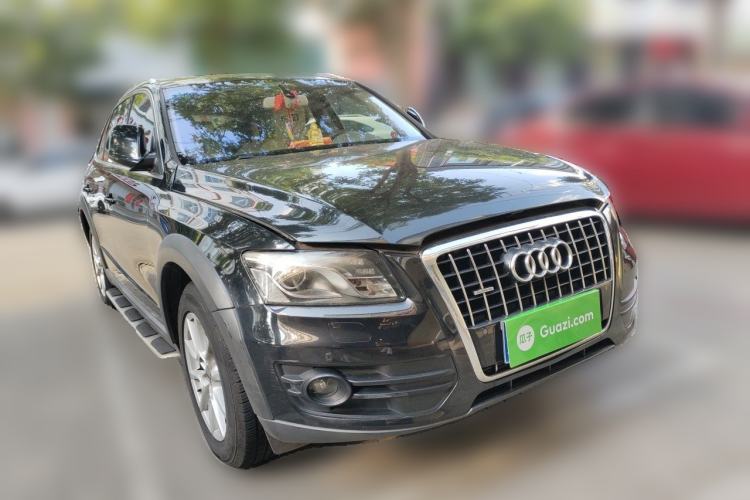 Used Audi Q5 2012 2.0TFSI Comfort Version Front Right 45 Deg