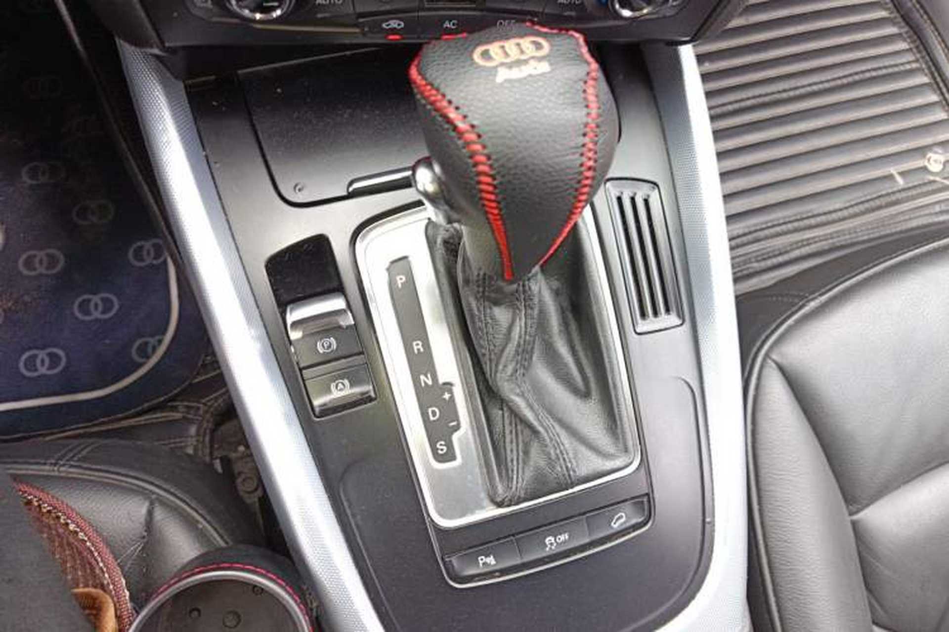 Used Audi Q5 2012 2.0TFSI Technology Model Gear Lever
