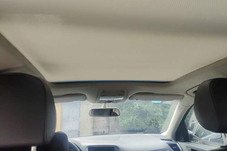 Used Audi Q5 2012 2.0TFSI Technology Model Headliner