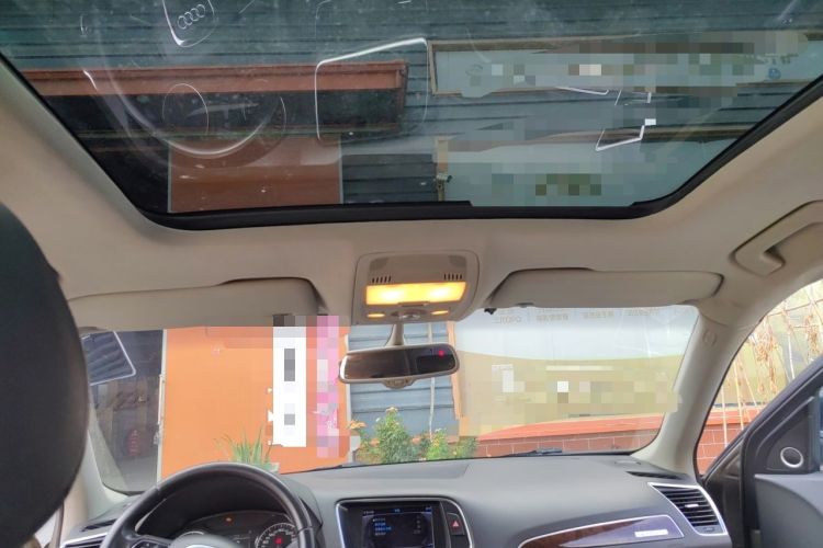 Used Audi Q5 2012 2.0TFSI Comfort Version Headliner