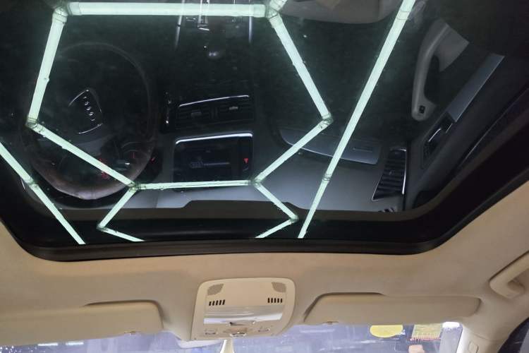 Used Audi Q5 2012 2.0TFSI Technology Model Headliner