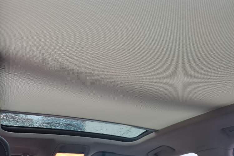 Used Audi Q5 2012 2.0TFSI Comfort Version Headliner