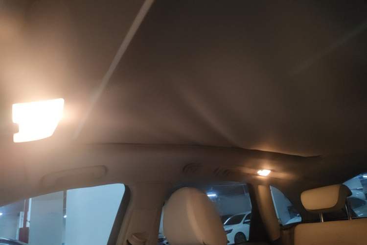 Used Audi Q5 2012 2.0TFSI Technology Model Headliner