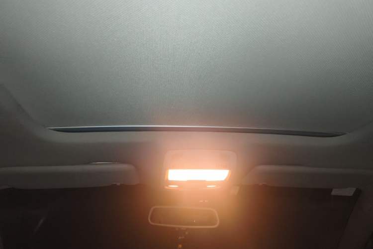 Used Audi Q5 2012 2.0TFSI Technology Model Headliner