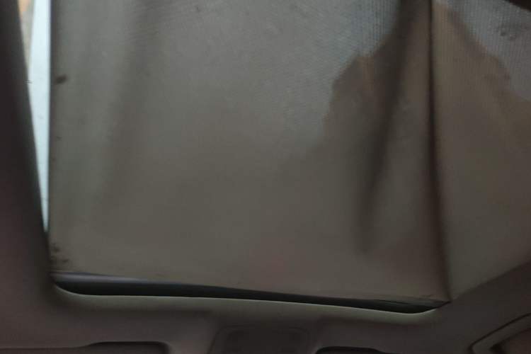 Used Audi Q5 2012 2.0TFSI Comfort Version Headliner