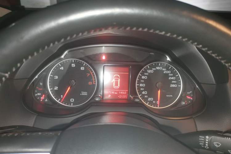 Used Audi Q5 2012 2.0TFSI Technology Model Instrument Cluster