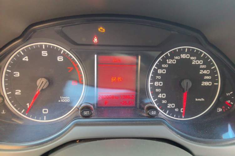 Used Audi Q5 2012 2.0TFSI Technology Model Instrument Cluster