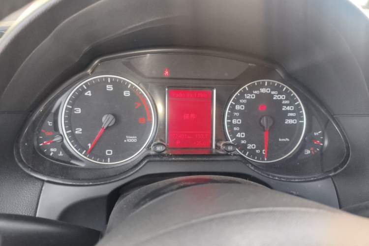 Used Audi Q5 2012 2.0TFSI Technology Model Instrument Cluster