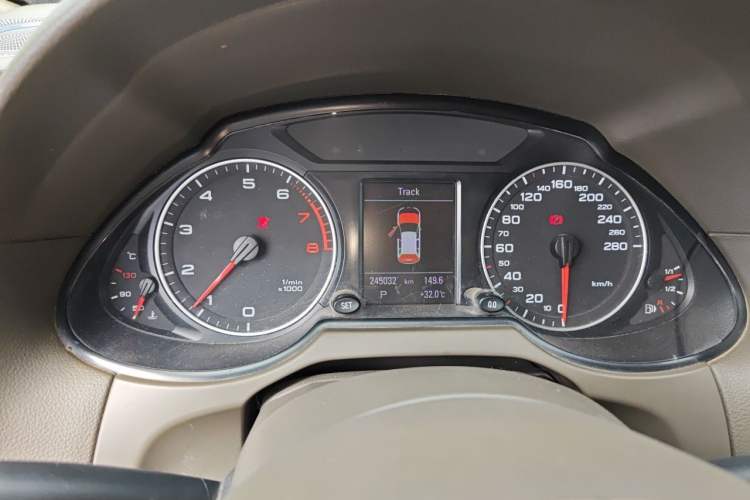 Used Audi Q5 2012 2.0TFSI Comfort Version Instrument Cluster