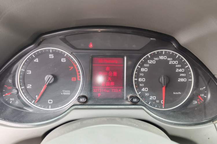 Used Audi Q5 2012 2.0TFSI Technology Model Instrument Cluster
