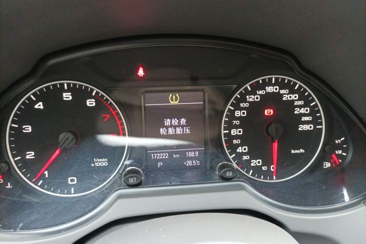 Used Audi Q5 2012 2.0TFSI Comfort Version Instrument Cluster