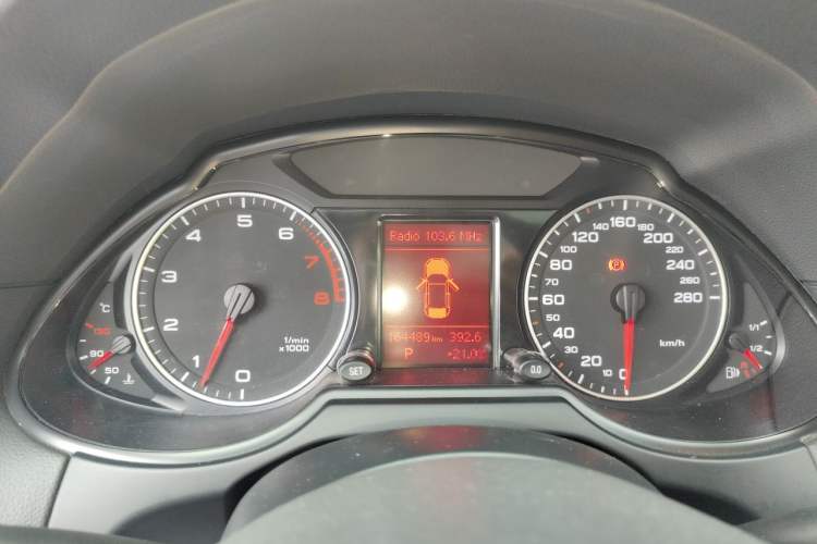 Used Audi Q5 2012 2.0TFSI Technology Model Instrument Cluster