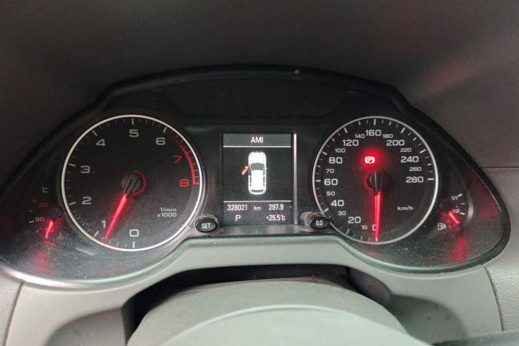 Used Audi Q5 2012 2.0TFSI Comfort Version Instrument Cluster