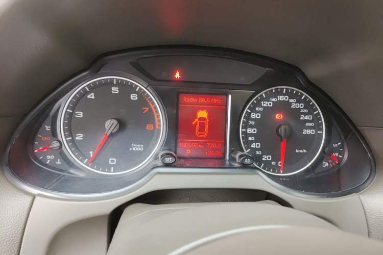 Used Audi Q5 2012 2.0TFSI Technology Model Instrument Cluster