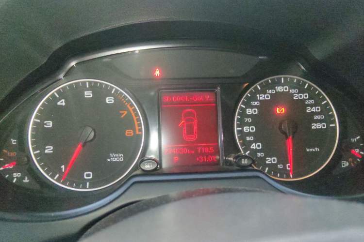 Used Audi Q5 2012 2.0TFSI Technology Model Instrument Cluster