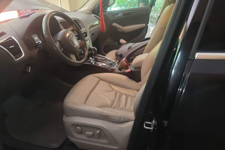 Used Audi Q5 2012 2.0TFSI Comfort Version Left Front Seat