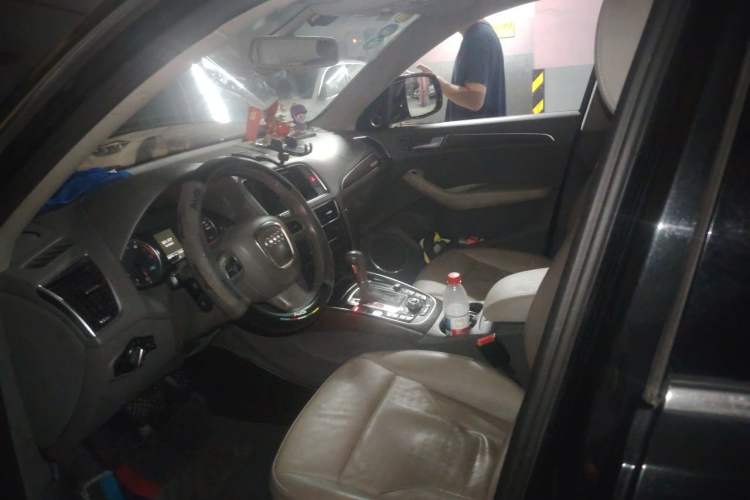 Used Audi Q5 2012 2.0TFSI Luxury Edition Left Front Seat