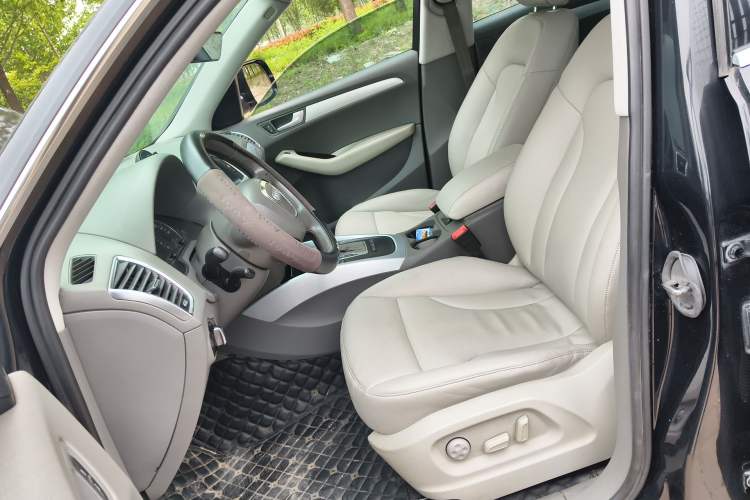 Used Audi Q5 2012 2.0TFSI Technology Model Left Front Seat