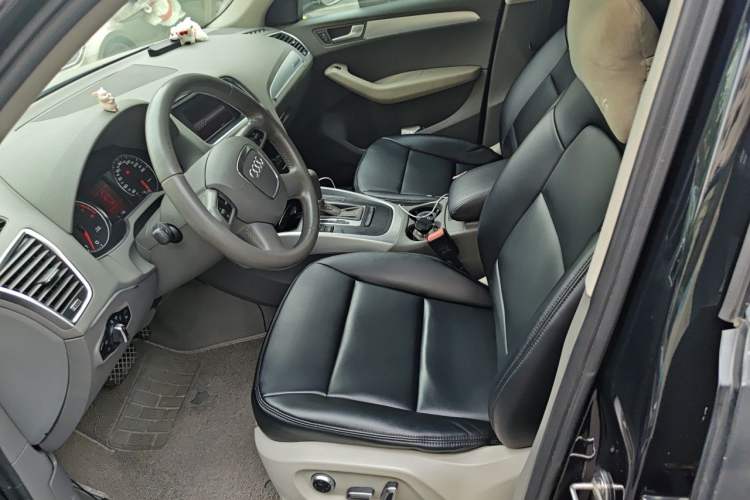 Used Audi Q5 2012 2.0TFSI Trendy Edition Left Front Seat