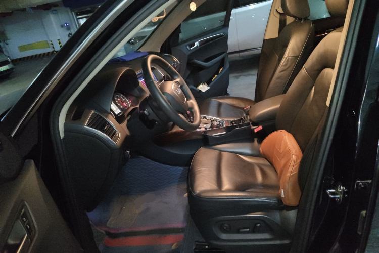 Used Audi Q5 2012 2.0TFSI Technology Model Left Front Seat