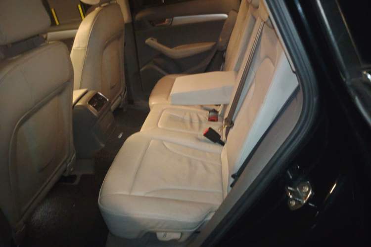 Used Audi Q5 2012 2.0TFSI Technology Model Left Rear Seat